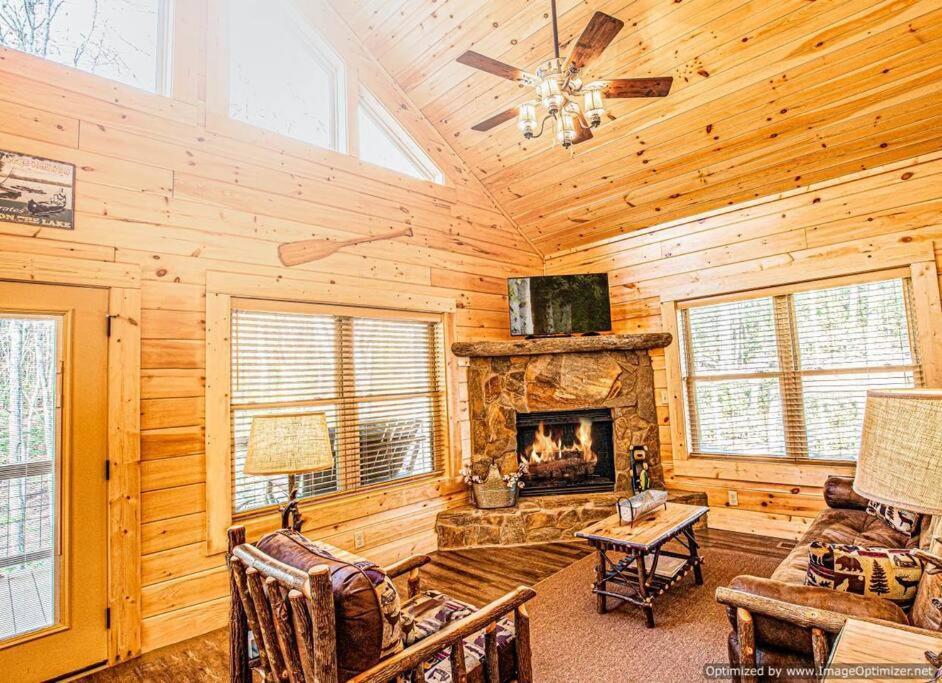 Art'S Bungalow-Wooded Seclusion 1 Mi To Deep Creek And Bryson City Exterior photo