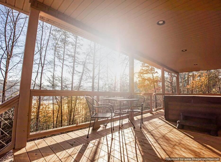 Art'S Bungalow-Wooded Seclusion 1 Mi To Deep Creek And Bryson City Exterior photo